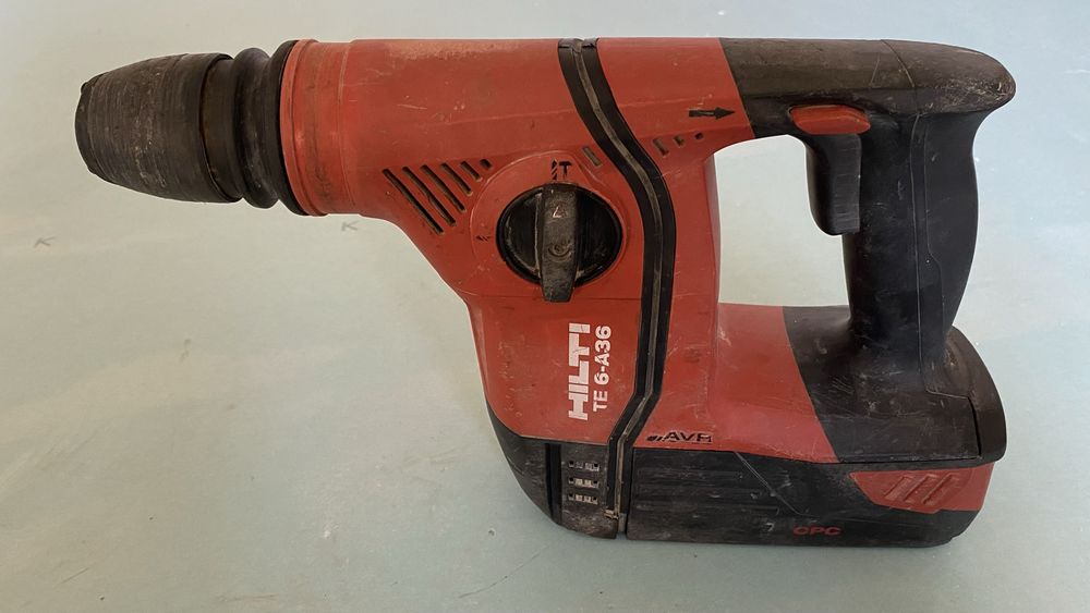 Перфоратор HILTI