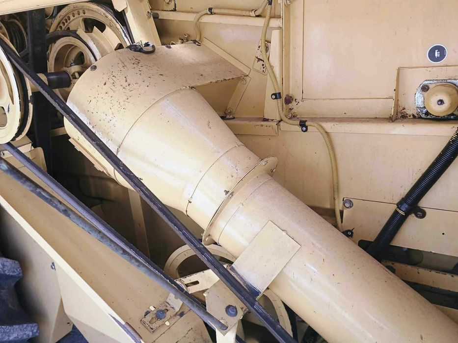 Kombajn New Holland Tx 32