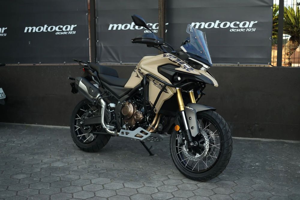 Voge 625 DSX Black Knight