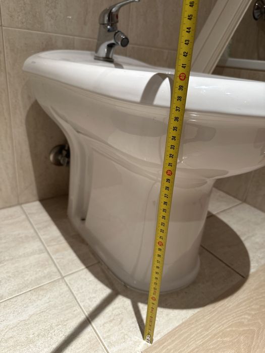 Bidé Sanitana, com valvula clic clak e torneira