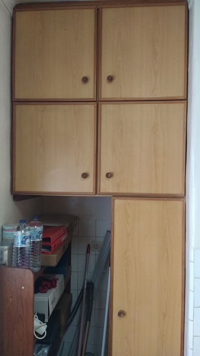 Moveis de cozinha urgente devido a obras