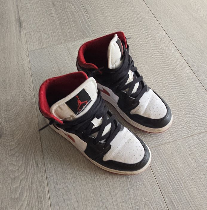 Ténis Nike Jordan
Tamanho 38