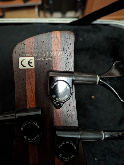 TROCA – baixo Ibanez Soundgear SR1305 Custom Made in Japan 5 Cordas (1995)