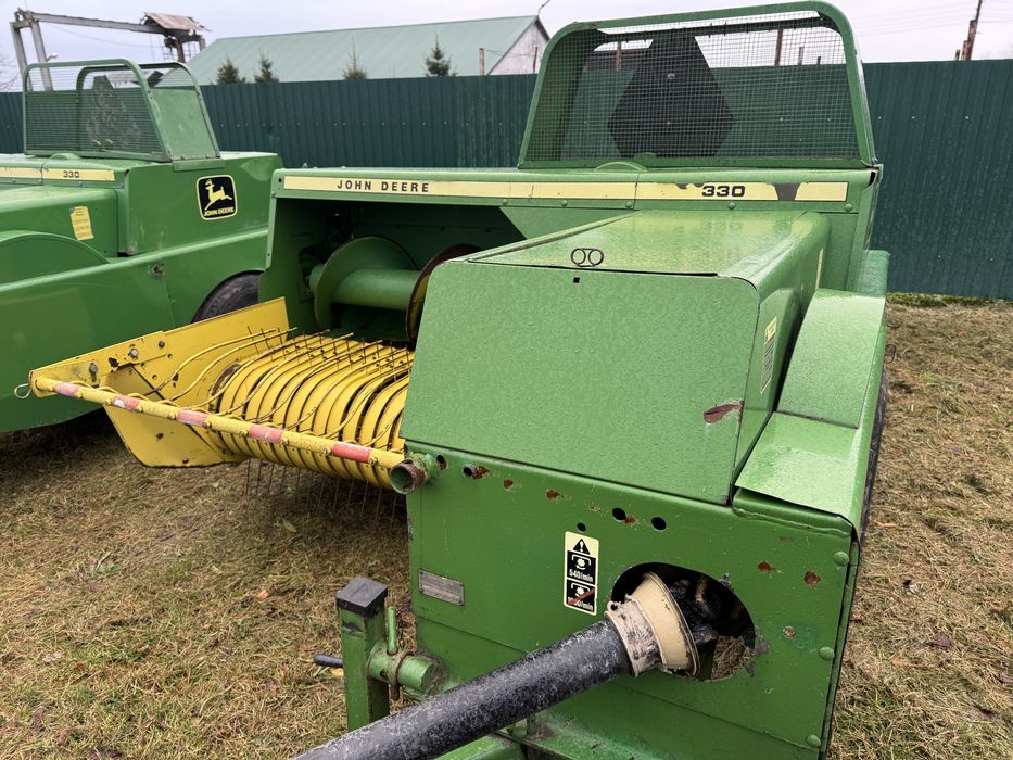 John Deere 330 Тюковий Прес Підбирач Пресс подборщик як (332-336-339)