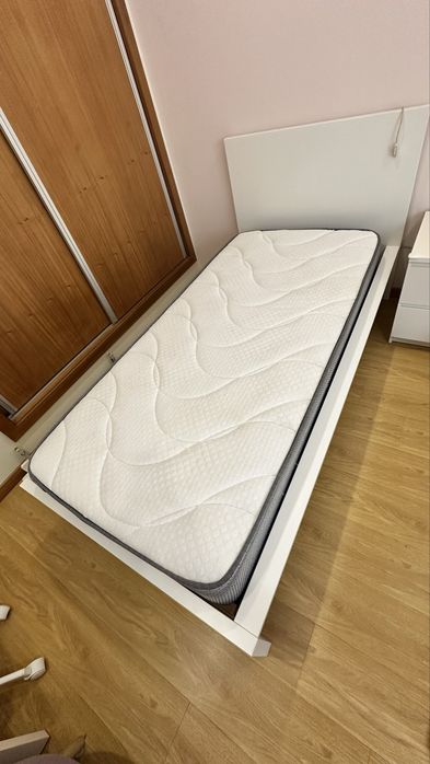 Colchao ikea 90x190