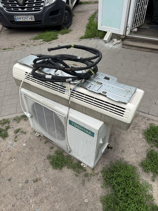 Кондиционер Toshiba INVERTER 24