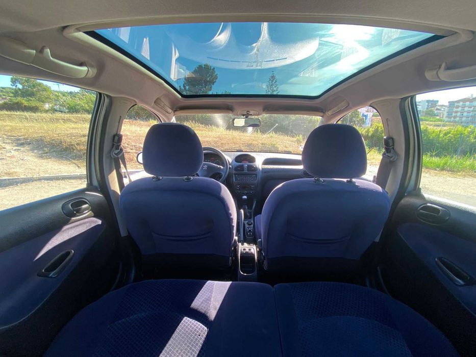 Peugeot 206 1.1 Black and silver edition tecto panoramico