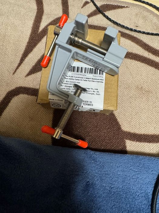 Мини-тиски для разных мелких работ