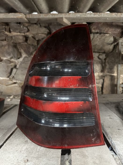 lampa tył tylna lewa mercedes w203 c klasa kombi