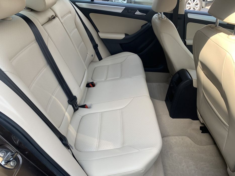 Продам VW Jetta 6 2.5 SE