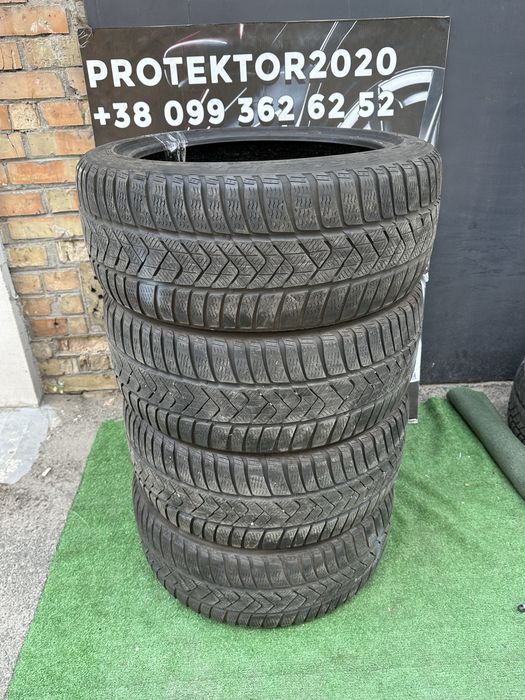 Шини 235/45 R18  Pirelli Sottozero 21г зимние комплект.