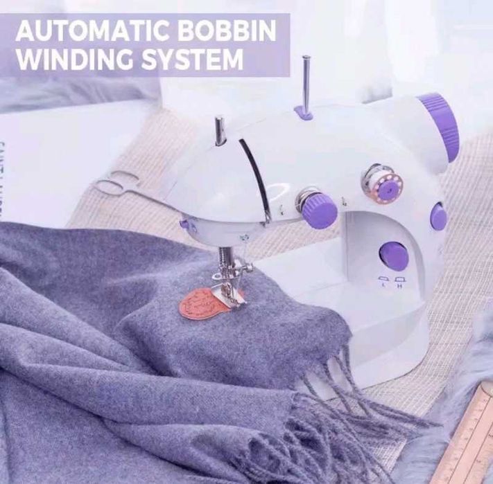 Mini máquina de costura