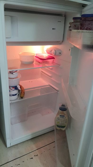 Frigorífico  com muito pouco uso