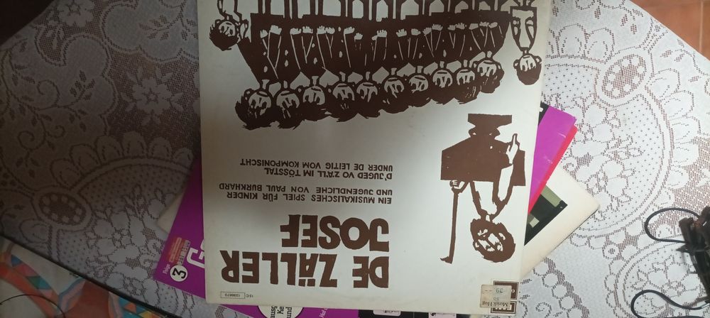 Vários discos de vinil