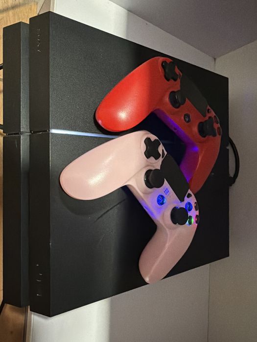 Ps4 500gb dwa pady +gra