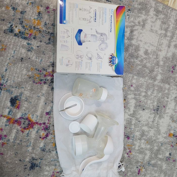 Laktator ręczny Canpol