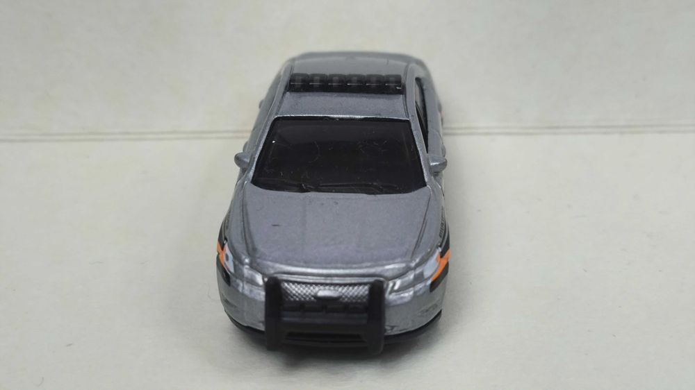Машинка Ford Police Interceptor Matchbox