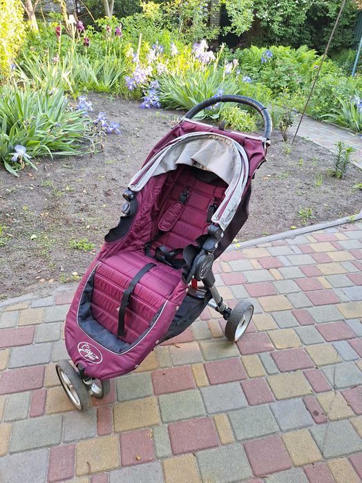 Продам прогулянкову каляску Baby Jogger City Mini