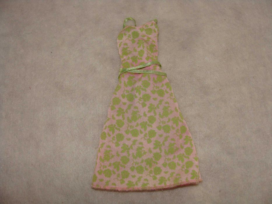 Vestido Boneca Barbie Chic (Ref. G8510) de 2004