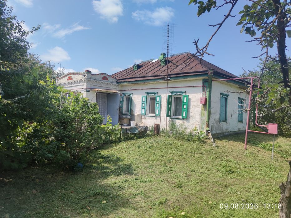 Продається будинок в с.Любомирівка (Першотравенка) Дніпропетровської області.