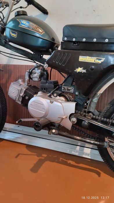 Мопед мустанг так як є на фото.