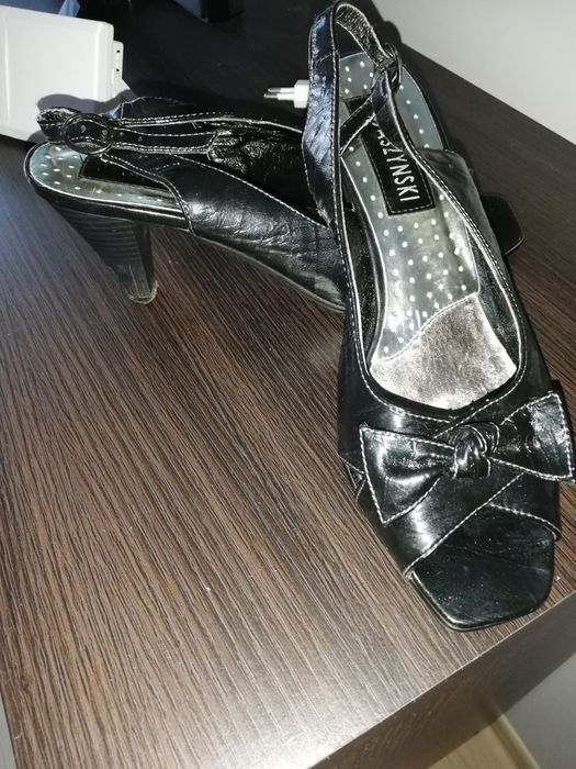 Buty 38.           .