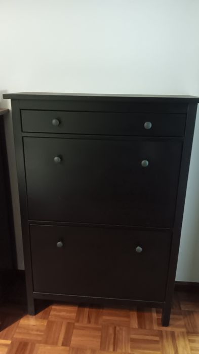 Sapateira Ikea, bom estado