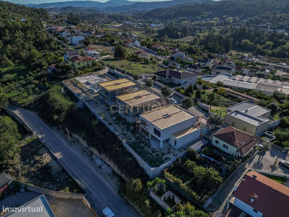 Última moradia de gaveto do Cunha Paradise