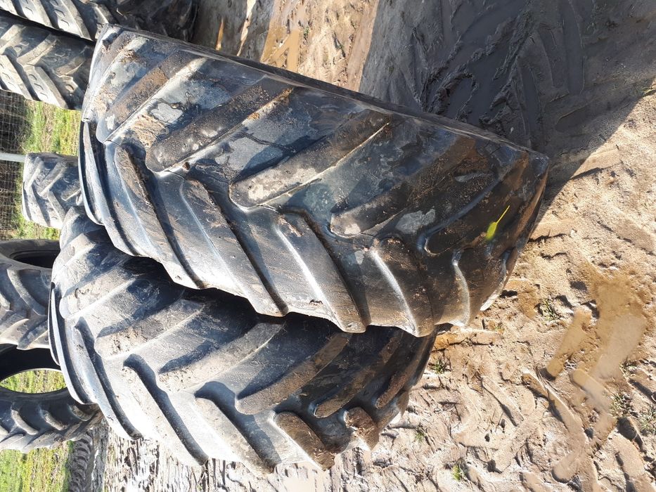Ładna opona zachodnia MICHELIN MULTIBIB 540/65 R - 30 zdrowa