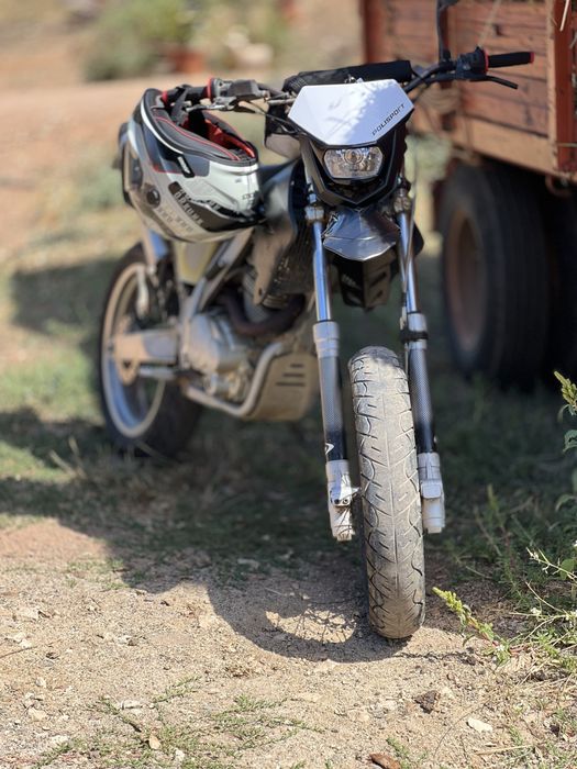 Ajp pr3 125cc 2011