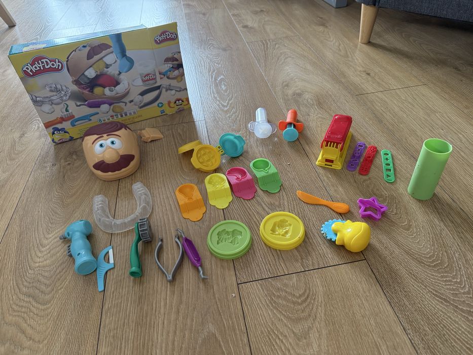 Zestaw kreatywny Play-doh do ciastoliny i modeliny + dodatki