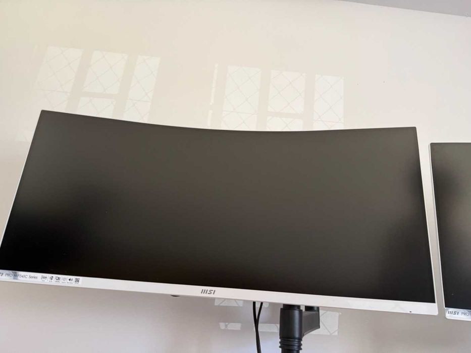 Oportunidade!!! Monitor MSI PRO MP341CQ 34" UltraWide curvo usado apenas 5 meses!