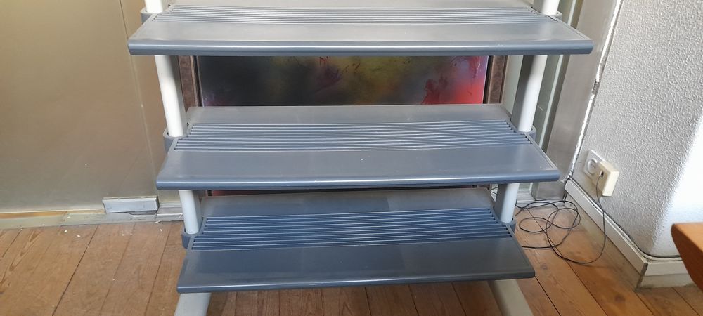 Carrinho para multimédia