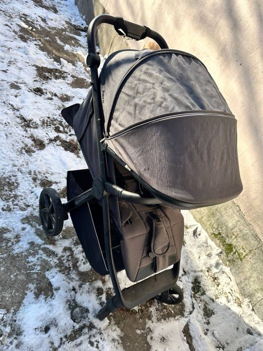 Дитячий візочок Carrello bravo sl