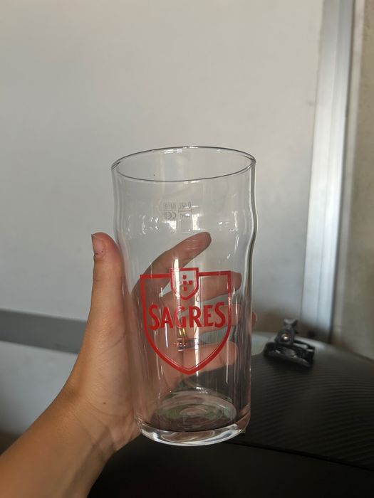 Copos Sagres e Heineken