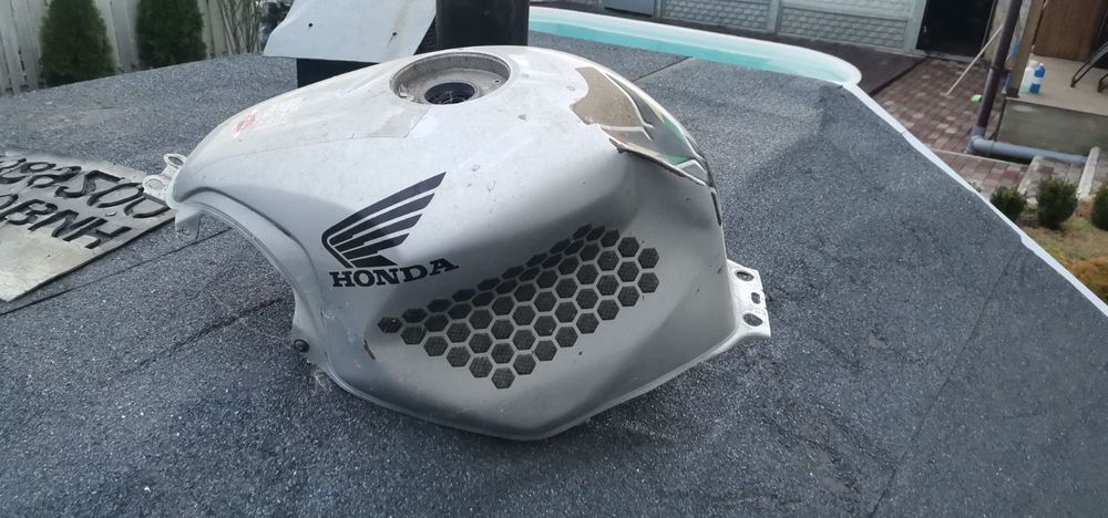 Бензобак CBR 600 F4i