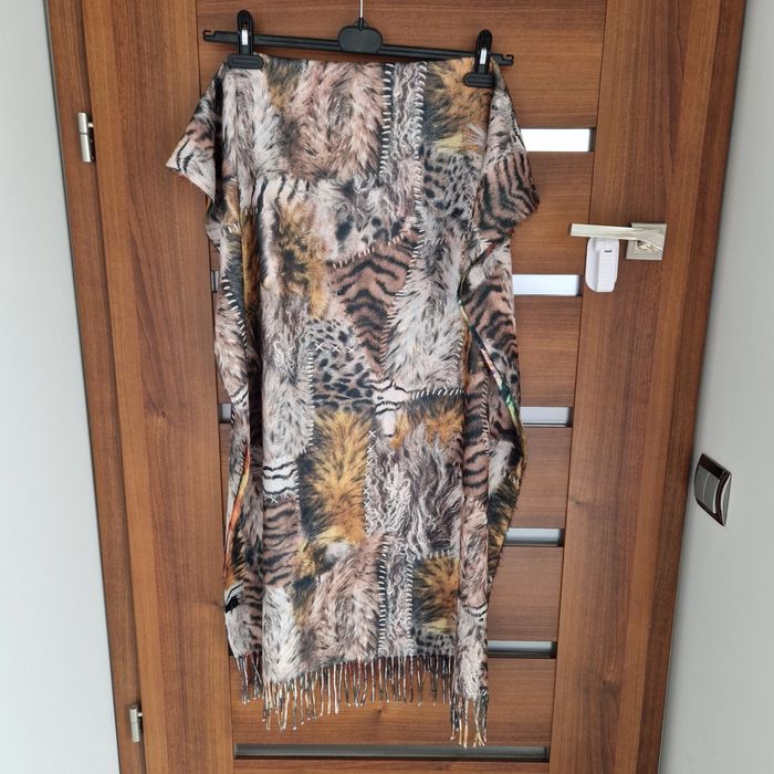 Szal damski dwustronny