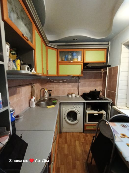 Продам 2-ну квартиру по вул.Євгена Мельникова