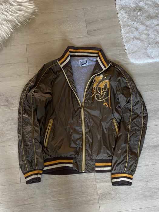 Вінтажна нейлонова куртка-бомбер Topman «Seventy Nine» у коричнево-золотому кольорі.