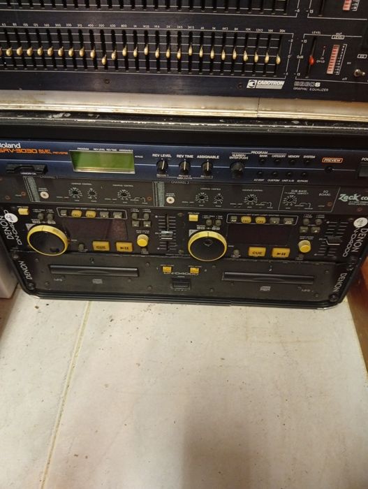 Vário material de rack