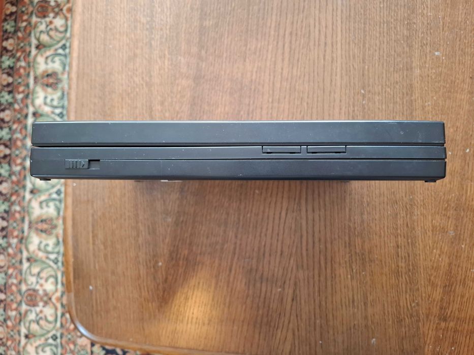 Dell Latitude 433C 486SX-25MHz RETRO Perełka kolekcjonerski stan BDB