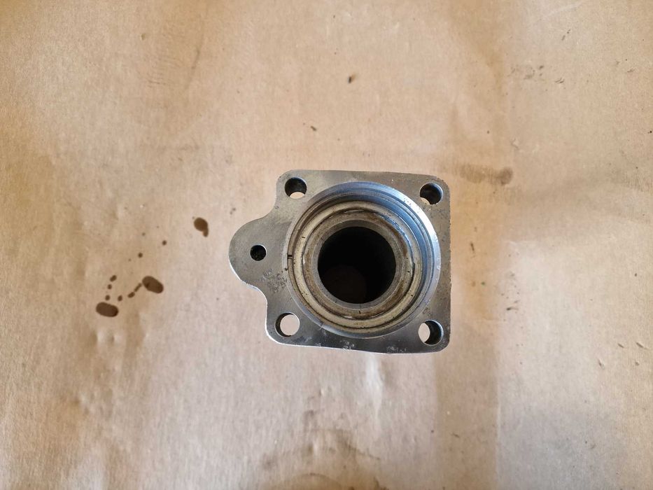 Муфта щеплення ВОМ трактора John Deer оригінал YZ91592