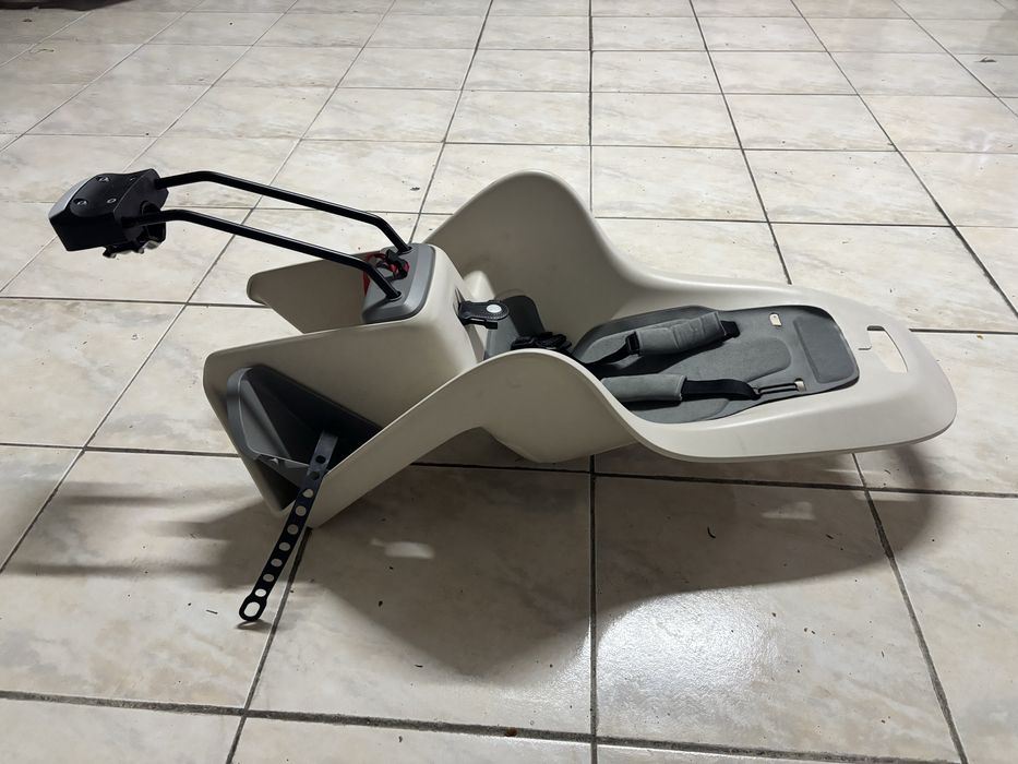 Cadeira de crianca para bicicleta