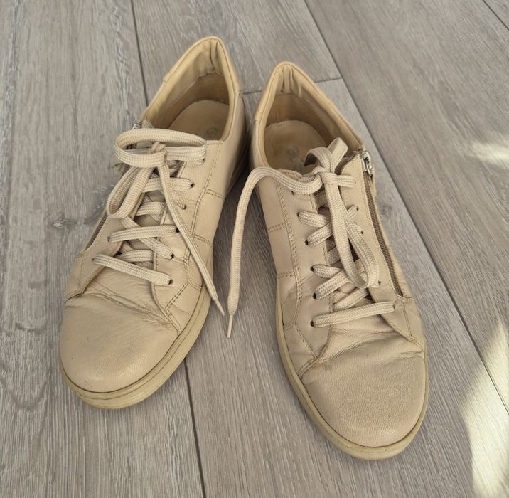 Buty beżowe r. 38, 39