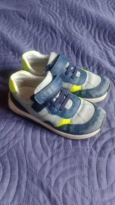 30 TWISTY skórzane buty sportowe dla chłopca.