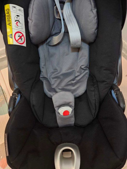 Автокрісло Cybex Cloud Q з вкладкою для немовлят