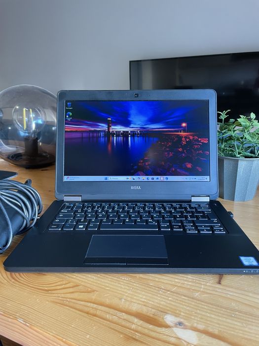 Notebook/portátil Dell Latitude E5270 i5 | 8GB RAM | SSD 256GB | Windows 11 Pro