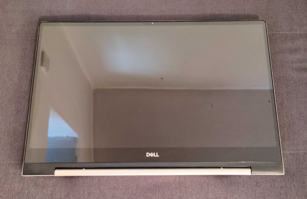Laptop Dell Inspiron 7791 2-in-1 stan doskonały