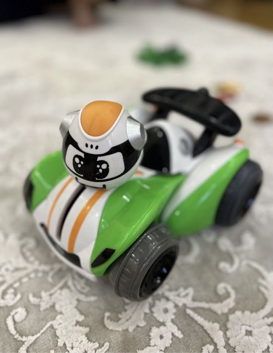 Машинка-трансформер RoboChicco