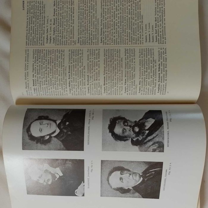 Título: Diccionario Biográfico de la Música Autor: J. Ricart Matas Editora: Editorial Iberia S.A. Edição: 3.ª edição Ano: 1980